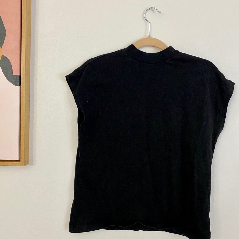Mock neck muscle tee